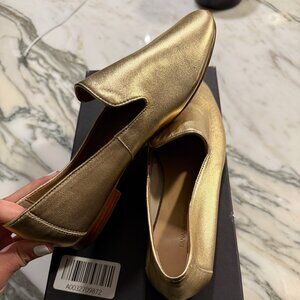 Gold Banana Republic Smoking Flats / Slides / Loafers